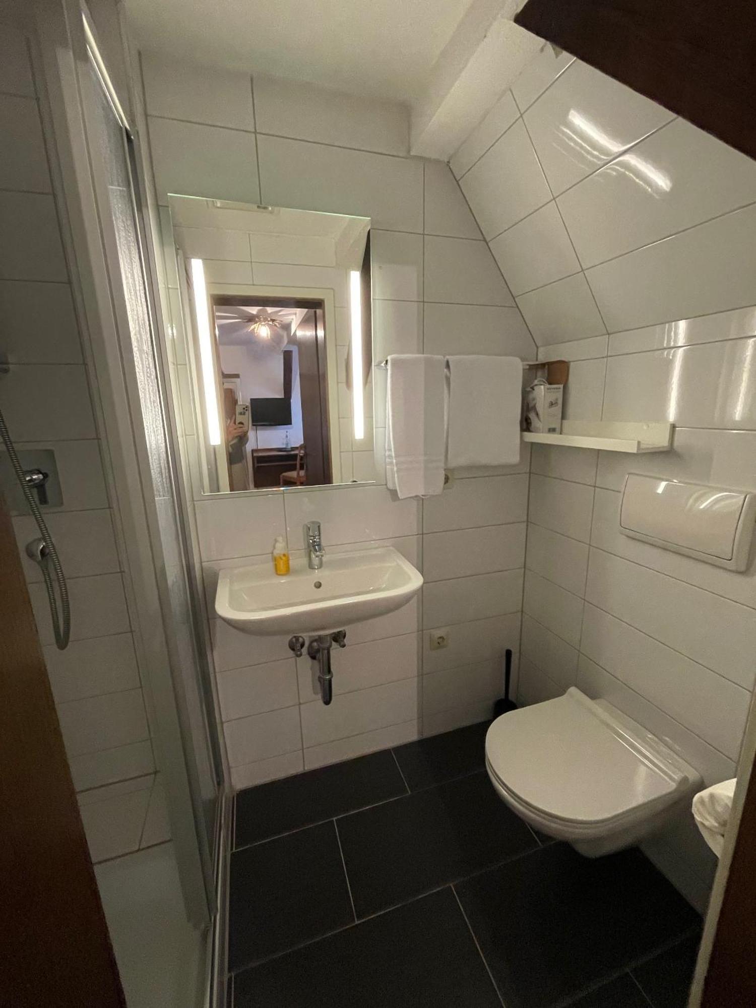 Landhotel Sickinger Hof วัลล์ดอร์ฟ ภายนอก รูปภาพ
