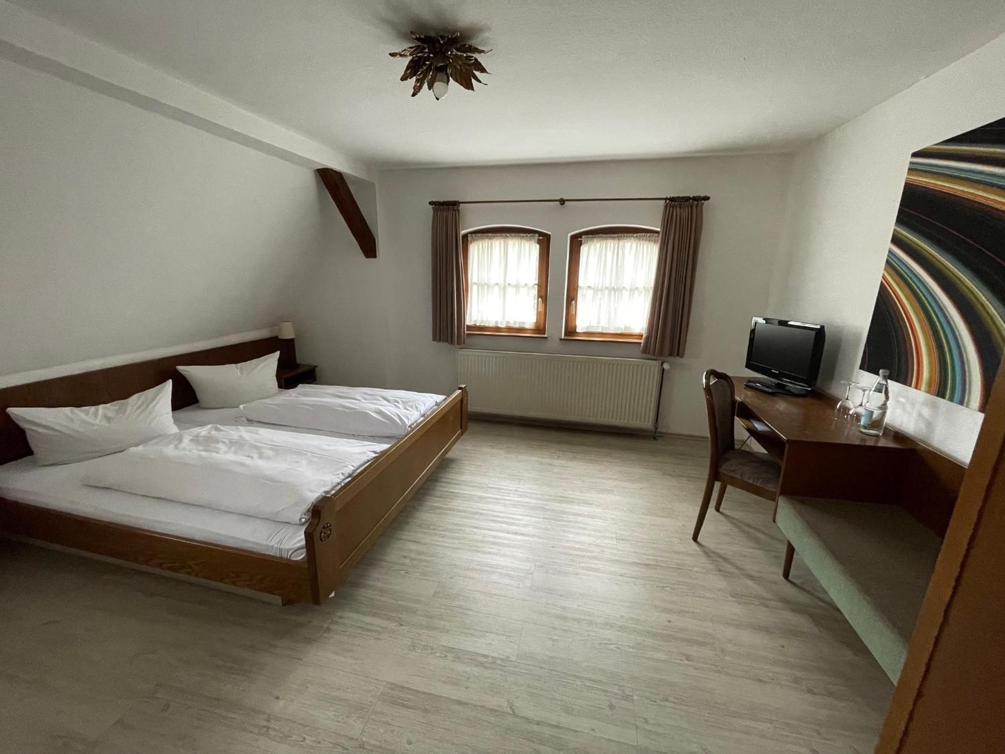 Landhotel Sickinger Hof วัลล์ดอร์ฟ ภายนอก รูปภาพ