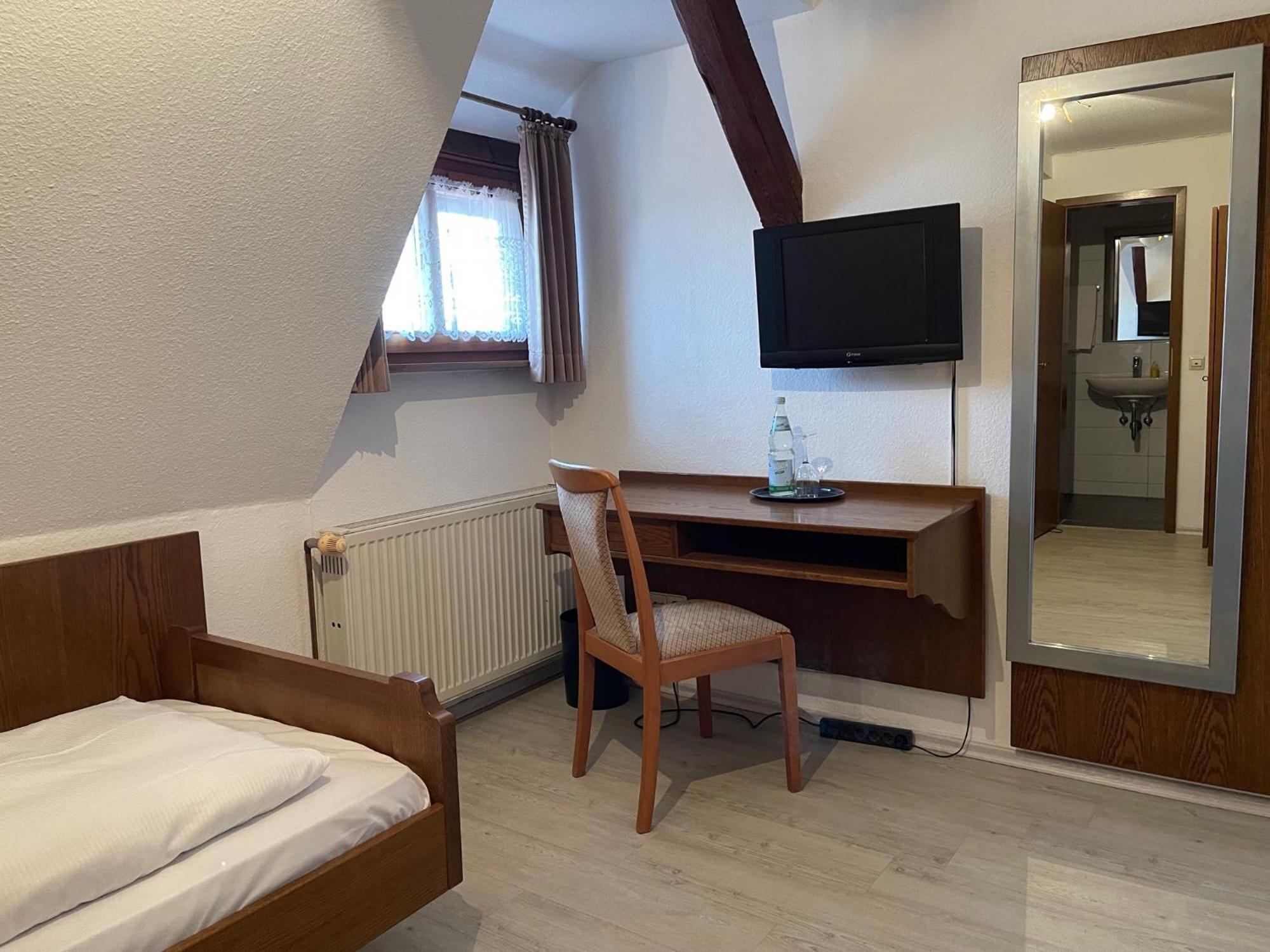Landhotel Sickinger Hof วัลล์ดอร์ฟ ภายนอก รูปภาพ