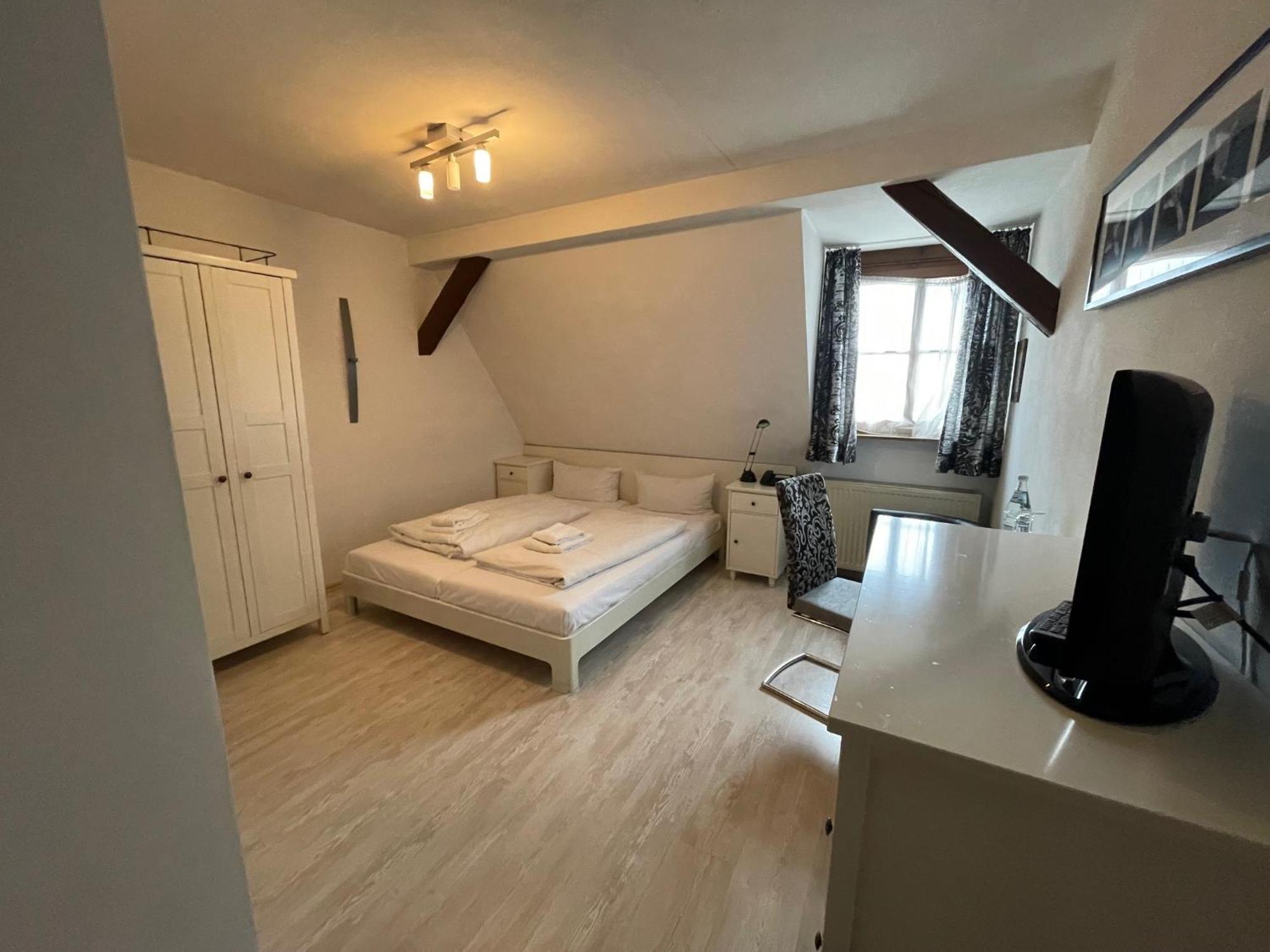 Landhotel Sickinger Hof วัลล์ดอร์ฟ ภายนอก รูปภาพ