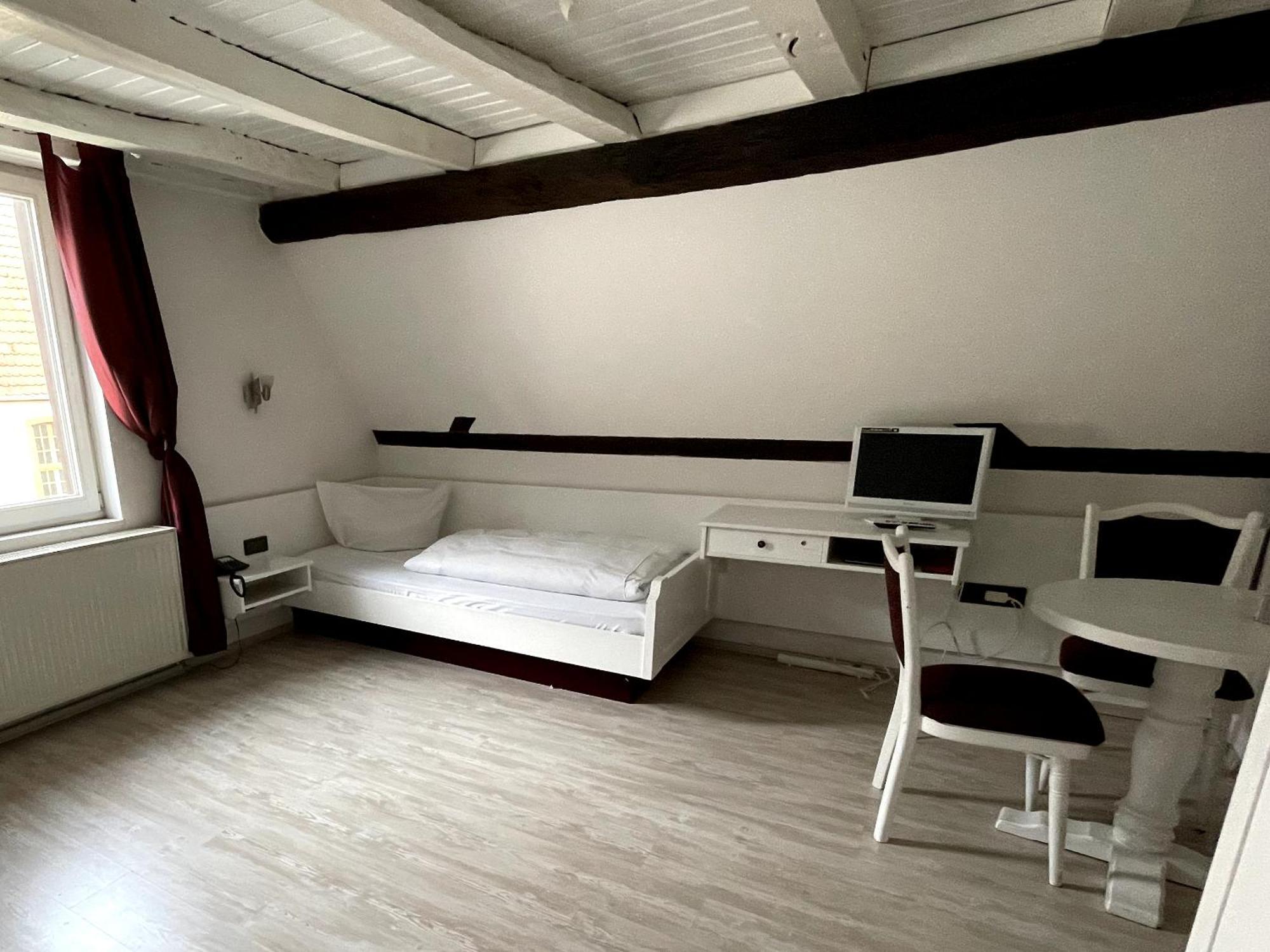 Landhotel Sickinger Hof วัลล์ดอร์ฟ ภายนอก รูปภาพ